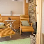 Storzek Apartament *