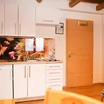 Storzek Apartament *