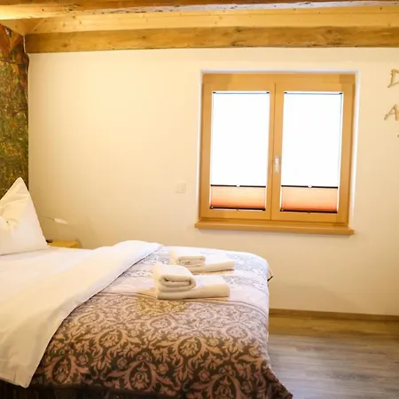 Apartment House Storz *